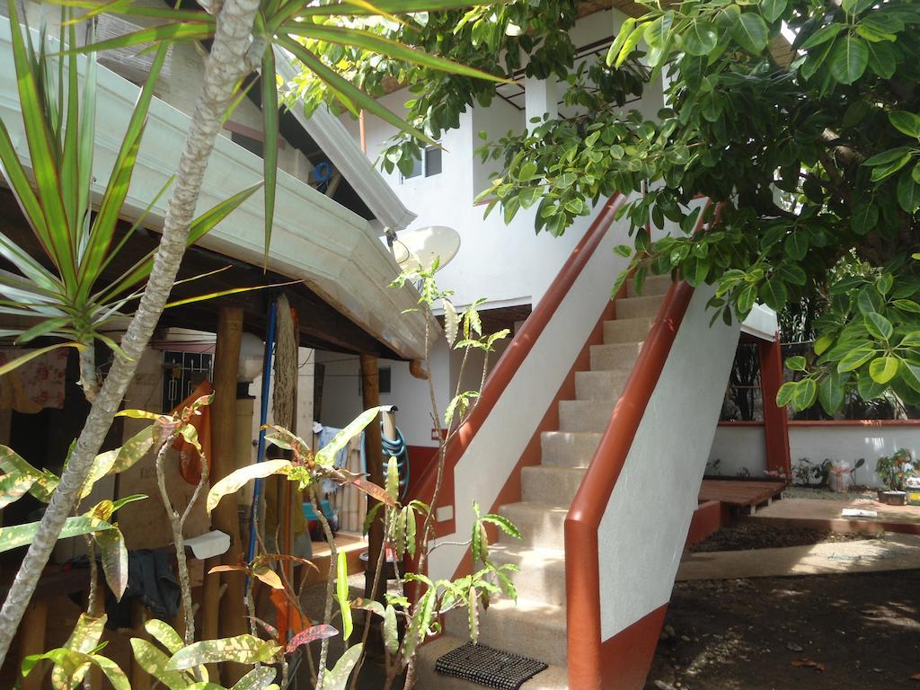 Menchu'S Pension House Panglao Exterior photo